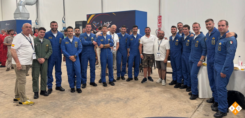 Con la Patrulla Águila en Aire 25